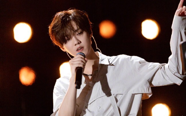 【Lu Han】#Lu Han's Split Dance# Is this it? Can this really be called a professional dancer??