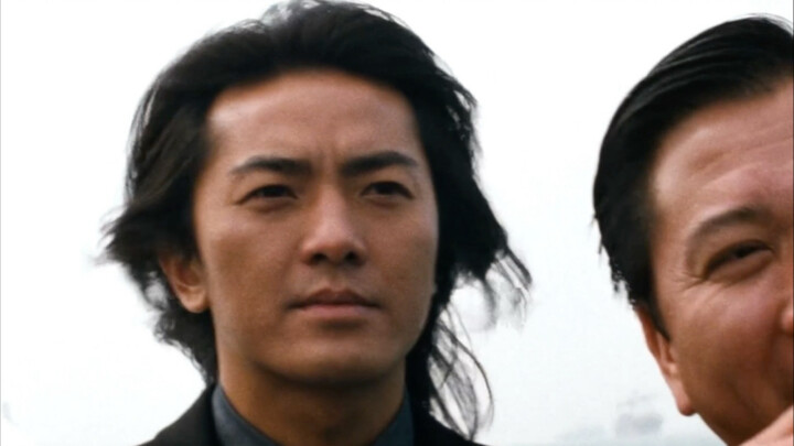 เมื่อก่อนใส่ยีนส์แบบใจดี ตอนนี้สวมสูทเต็มยศ นี่แหละคือความก้าวหน้า!