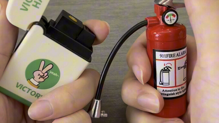 Sao lại thế này, bật lửa phun nước, bình cứu hỏa phun lửa?