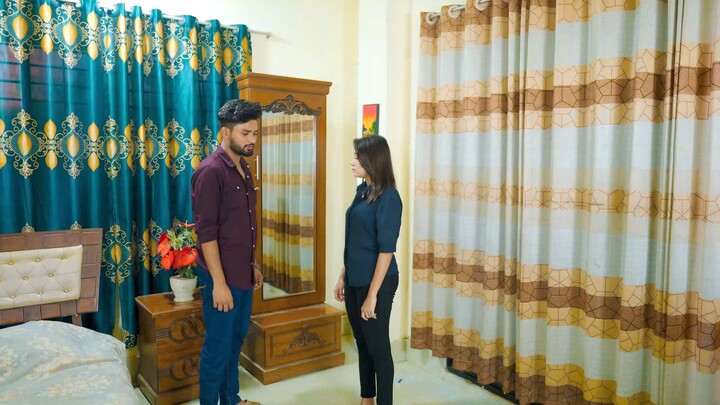 স্বামীর পা জুতায় সাথে আটকে গেলো । bangla short film 2024।