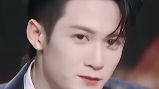 [Tan Jianci] The me in the past sitting in the audience and the me now meeting at the top