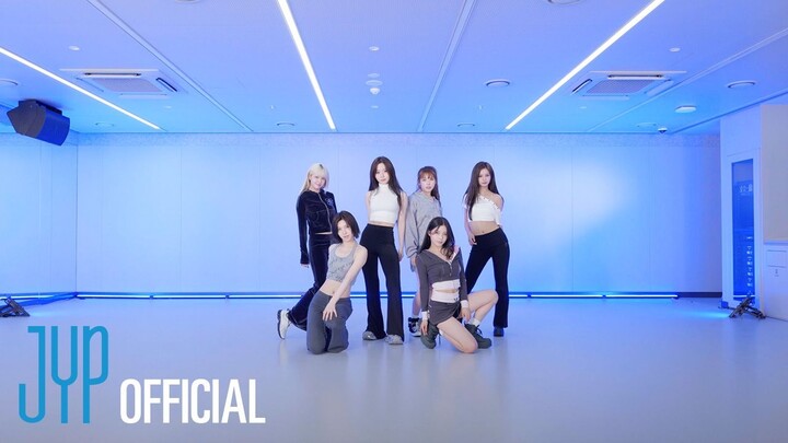 【NMIXX】Latihan Panggung "Blue Valentine"