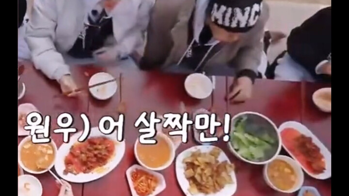 เหวินจวิ้นฮุย: ไม่รู้นะ สมาชิกทุกคนก็กินเก่งแบบนี้แหละ!