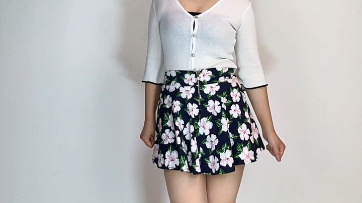 Váy hoa nhỏ đã nhảy rồi