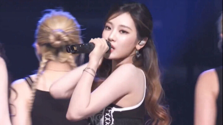 Hãy cùng nghe màn biểu diễn “Armageddon” toàn bộ bằng micro của nhóm Ngũ Xướng Nhất, ngay cả âm than