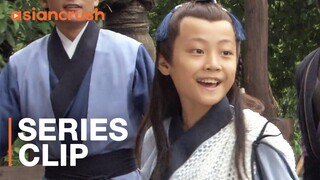 Royal baby raised as a commoner to escape assassins | Chinese Drama | Love Amongst War