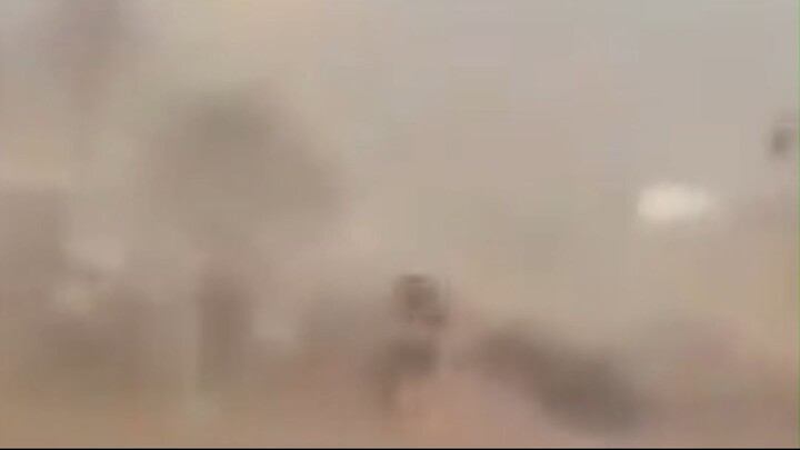 Caos total! Calor extremo dá lugar a tempestade violenta com ventos de 150 km_h na Espanha!