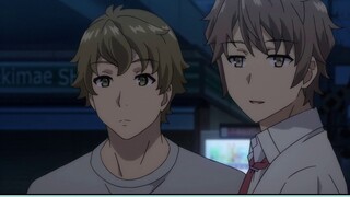 Cô gái xẻ đôi cơ thể, đăng ảnh selfie gợi cảm lên mạng xã hội nhưng lại gặp rắc rối lớn