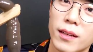 【MaNameBin】Why is Chinese food so weird??