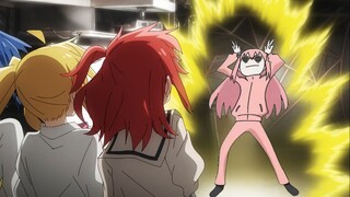 “ 领 域 展 开，坐 杀 孤 独 ！”