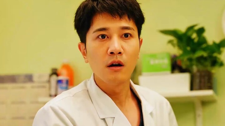 Louis bị dị ứng bạch đậu khấu lập tức biến thành Ếch Buồn, cười muốn chết luôn.