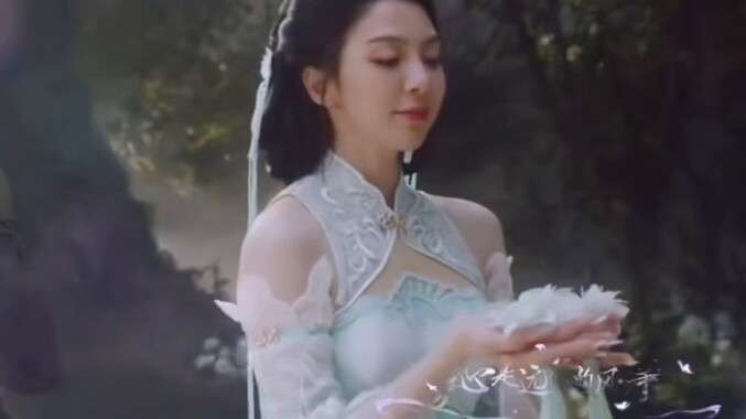 【تانغ شياي｜الوادي في المرآة】زهرة في المرآة، قمر في الماء   من هو الشخص في المرآة