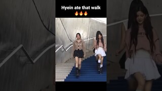 Newjeans Hyein MODEL WALK she’s a pro🔥 #newjeans #hyein #model #minji #hanni #haerin #walk