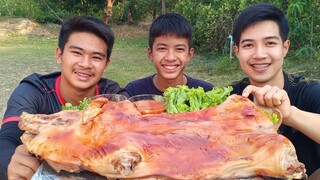 ฉลองวันเกิด กินหมูหันอีกหนึ่งวัน หมูอย่าง... นํ้าตาจะไหล!!!