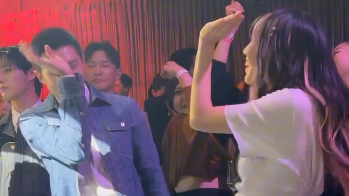 ช่วงเวลาดึงดูดแฟนคลับของคิมนัมจุน!! ชิลสุดๆ ไปเลย!