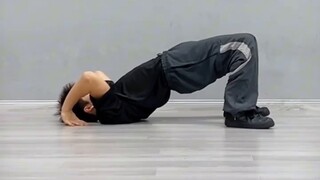 Keterampilan umum untuk semua jenis tari - Tutorial berdirinya ikan mas