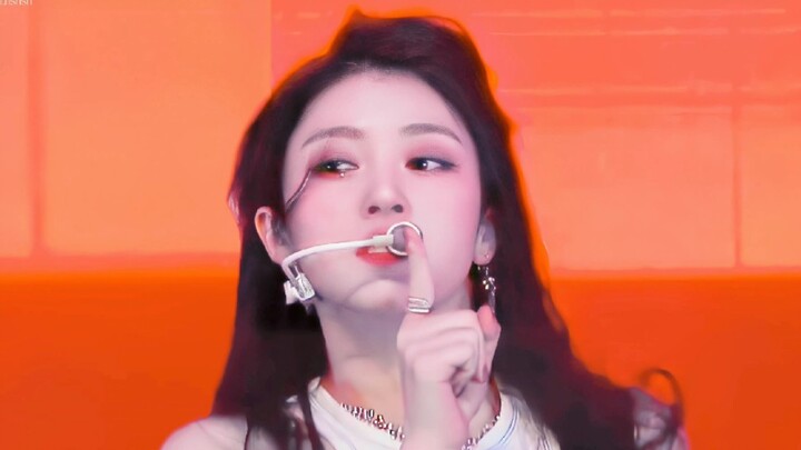 【HD Vietsub】Mỹ nhân quyến rũ như rắn độc lên ngôi trực tuyến – Kep1er: MV SK, cận cảnh gương mặt bùn