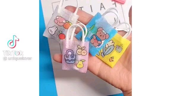 Cute mini bags (not my vid just showing it tho for people)