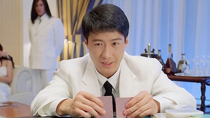 Cao Tiến giả ngu bắt hổ, đè bẹp Ngao Bái và tên lừa đảo trẻ.