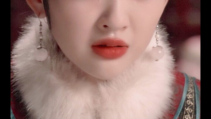 Hilarious! After seeing the makeup test photos, the director immediately switched her role to that o