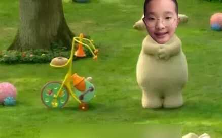 Disarankan untuk diubah menjadi: Wang sxu makan mi pedas