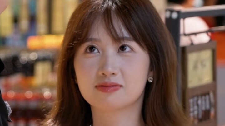 หยางถิงหง: ยิ้มเสน่ห์ให้คนตาบอดดู