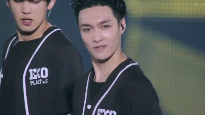 Dengar nggak? Raja Loki bilang dia pengin keluar dari Istana Dingin buat menghirup udara segar! EXO 