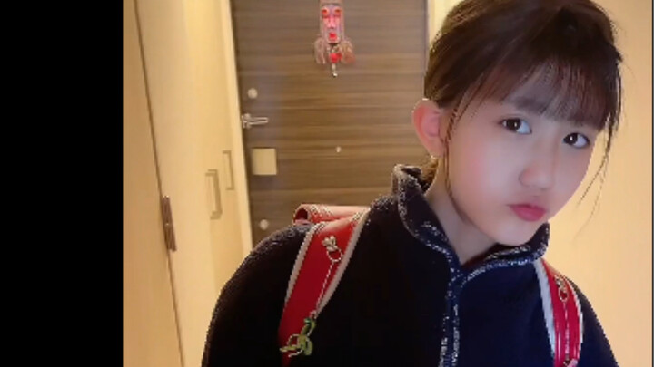 Elementary school students' baffling behavior! Every humble gesture is just to get this thing.