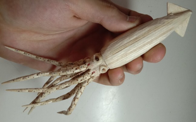 How to Make A Wooden Movable Squid