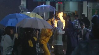 【宇哥】男人连杀4人仍不悔改，竟在雨天遭到报应，当众自燃！《世界奇妙物语：燔祭》