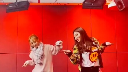 [Chungha] 211207 Minnie X Chungha! "Killing Me" collaboration