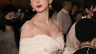 يا إلهي، من وجهة نظر المارة، صور النجمات المحليات بدون تعديل أجمل من الصور المعدلة بعناية!