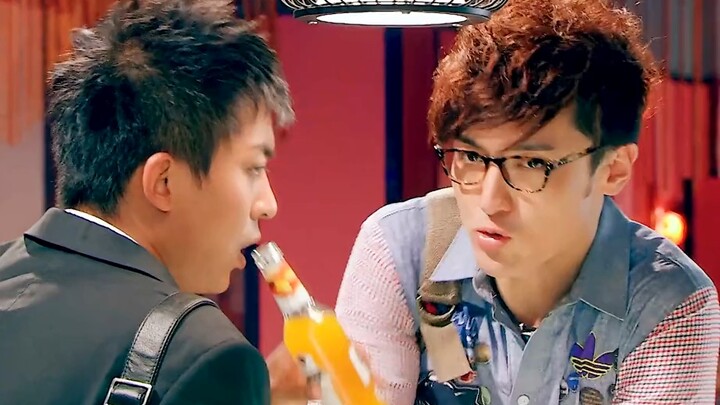 Why does Zhang Wei always “be born” in the bathroom?