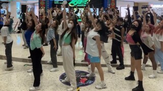 [K-pop Zhuhai's fourth dance-HYBE special] BTS full song with so many people dancing together, whose