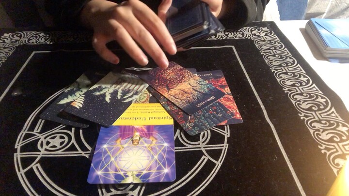 【Gtarot】Về điều mà bạn đang trăn trở, ý chỉ mà các thiên thần muốn gửi đến bạn là gì?