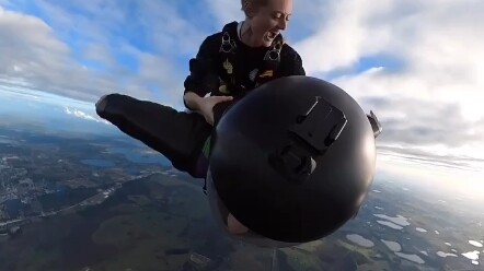 Hoạt động ghép nối trên không của cơ thể người