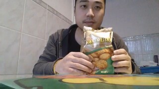 ASMR EATING SOUNDS - ÜLKER HANIMELLER (TURKISH BISCUITS WITH HAZELNUTS)