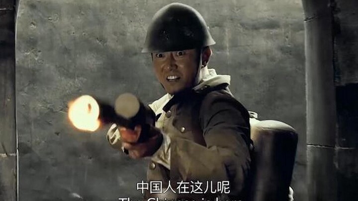 飞行员：“他拿手枪打我了，肯定是敌军”