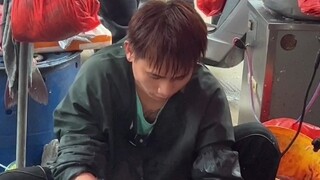 Berasal dari keluarga sederhana bukanlah suatu aib; mampu tunduk sekaligus bangkit barulah yang dise