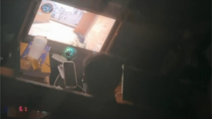 بطل السكن الجامعي في الرابعة فجرًا