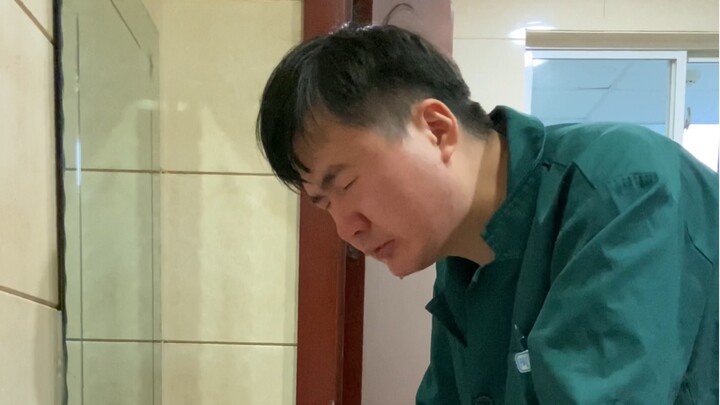 上过夜班的人才知道，什么是23点50分的绝望