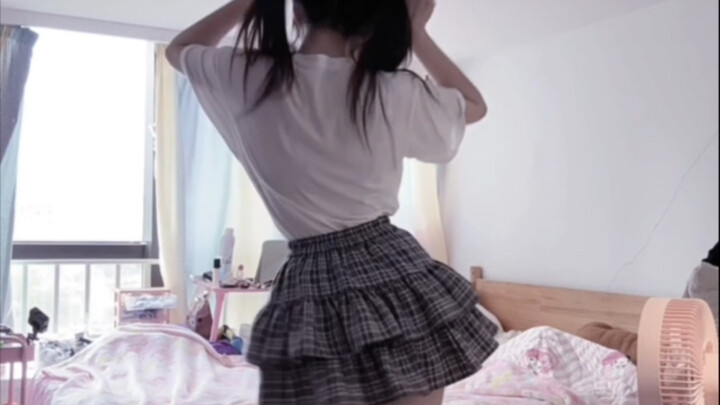 Bạn gái của bạn!