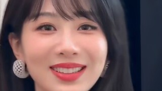 杨紫巴黎时装周圆满完美“杀青”！Valentino最佳形象代言人贡献全球最美形象、、