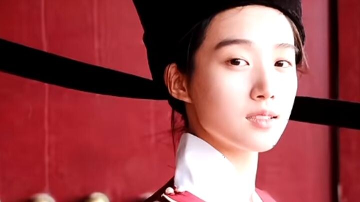 Nữ nhân văn chương trong khoa cử giả trai mà không lộ sơ hở thì có khác gì nam nhân đâu!