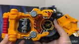 Five props on one belt! Are there different sound effects? ! Kamen Rider Ultra Fox Geats DX Powerful