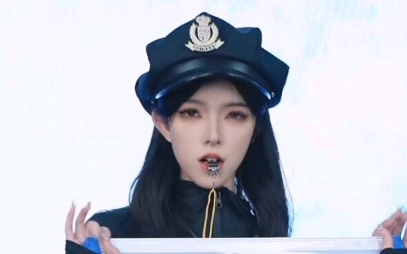 吹哨子，抖音【周可以】