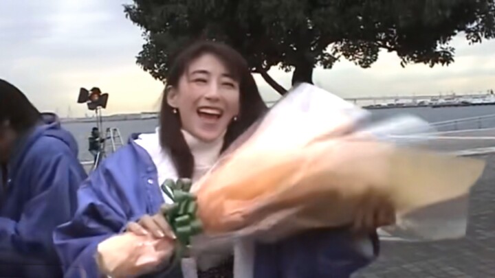 She has been flying, but...her "bird letter" will never come back.