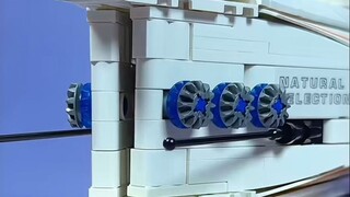 Không cậu bé nào có thể từ chối một món đồ chơi như thế này!