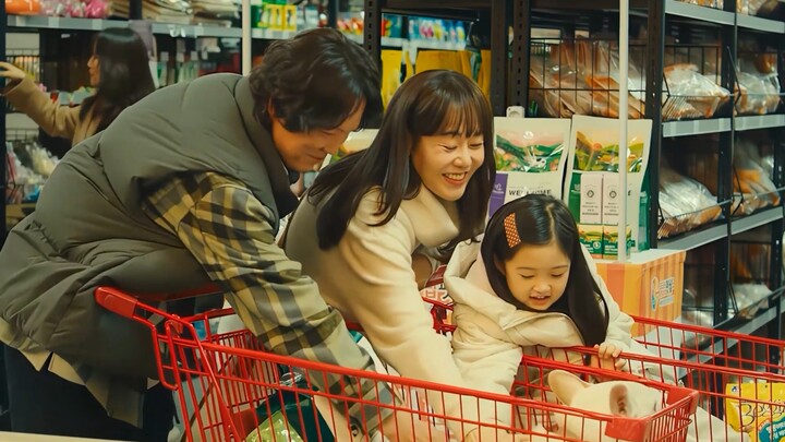 A particularly heartwarming Korean drama where the adoptive mother and little girl heal each other a