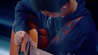 Lưu Gia Trác Đàn Guitar Fingerstyle "Billie Jean"